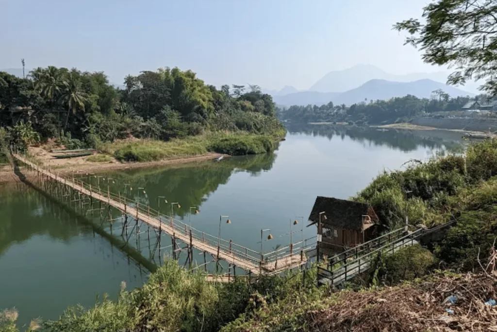 สะพานไม้ไผ่
