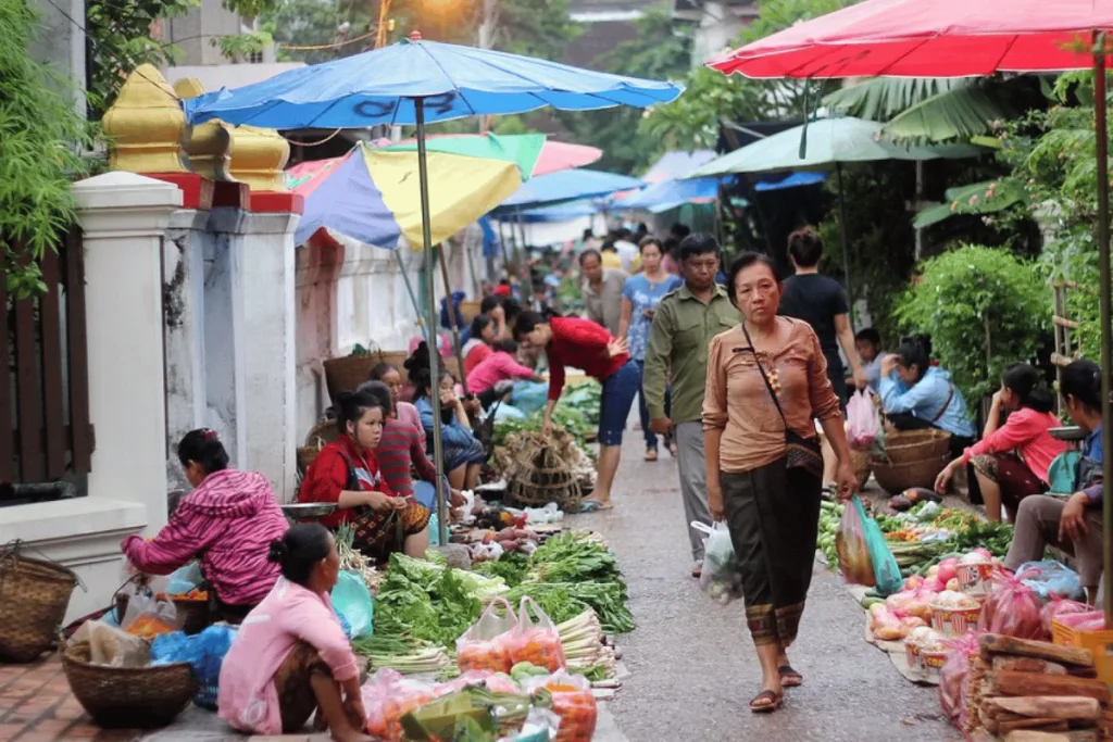 ตลาดเช้าหลวงพระบาง