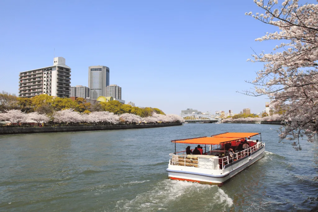 ล่องเรือท่องเที่ยวแม่น้ำโอกาวะ