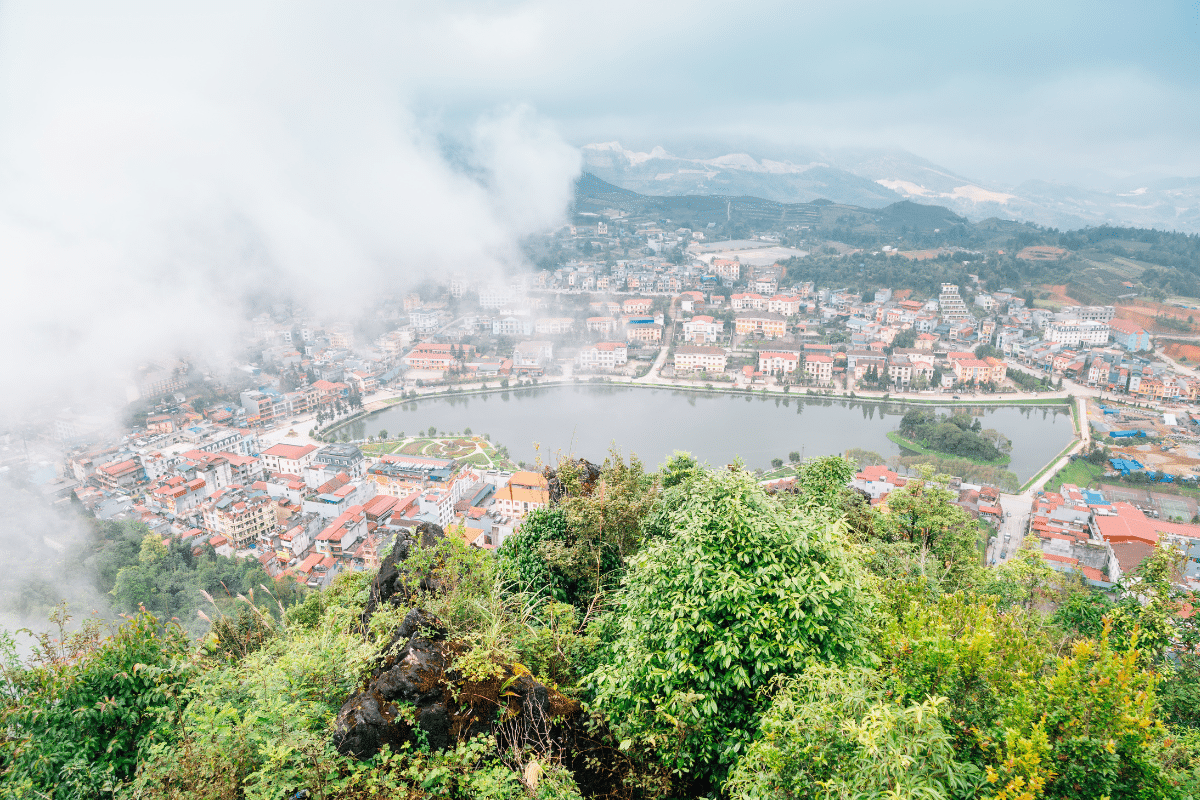 ภูเขาฮามรอง (Ham Rong Mountain)