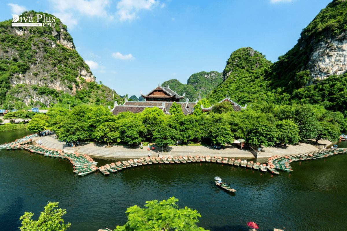 ล่องเรือจ่างอาง