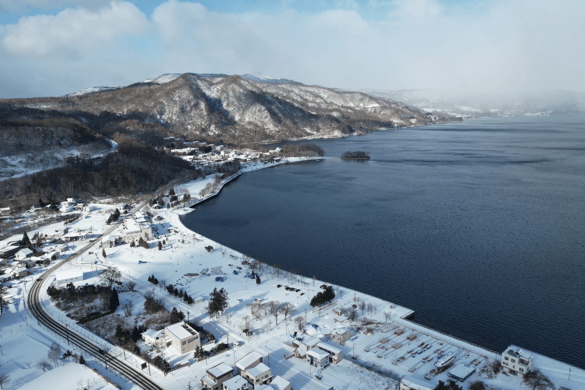 ทะเลสาบโทยะ Lake Toya