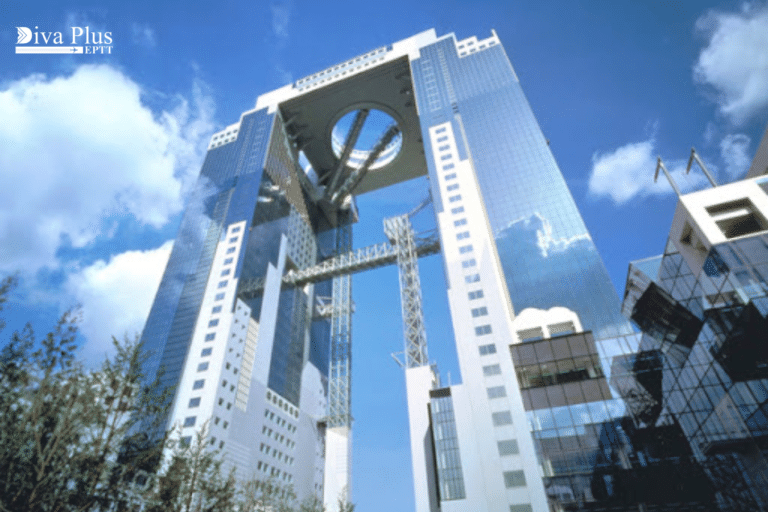 อุเมดะ สกาย บิลดิ้ง (Umeda Sky Building)